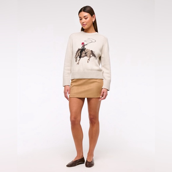 Abercrombie & Fitch Cream Sweater with Cowboy Design - Picture 5 of 7